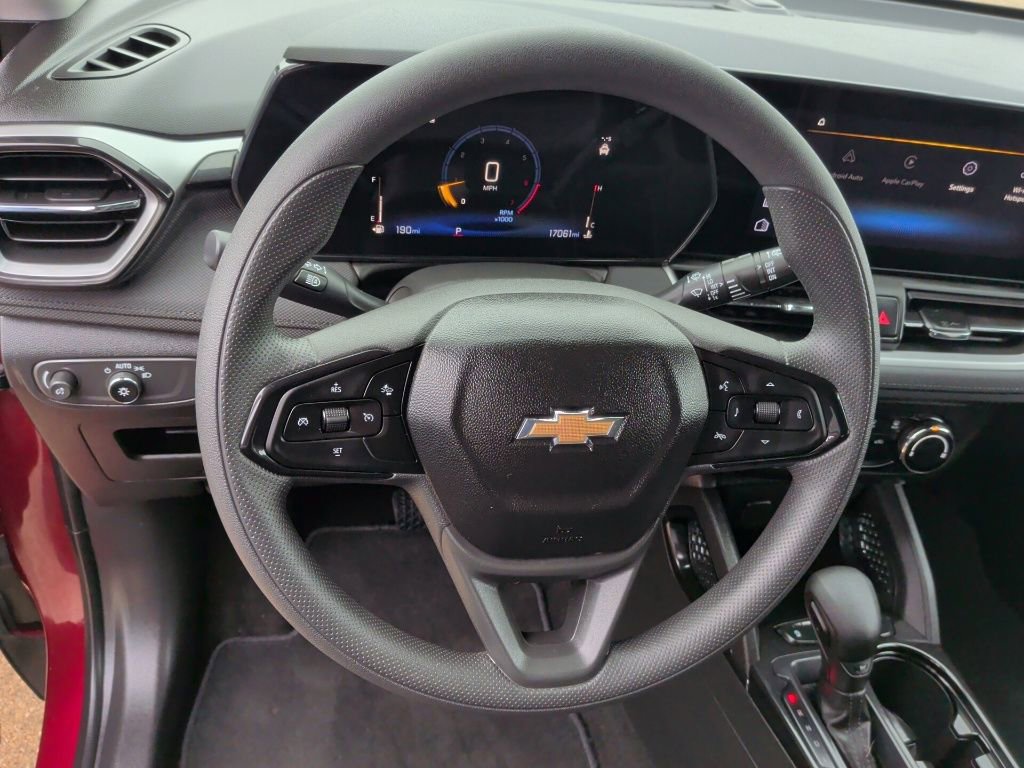 Used 2024 Chevrolet TrailBlazer LS w/ LS Convenience Package image 16