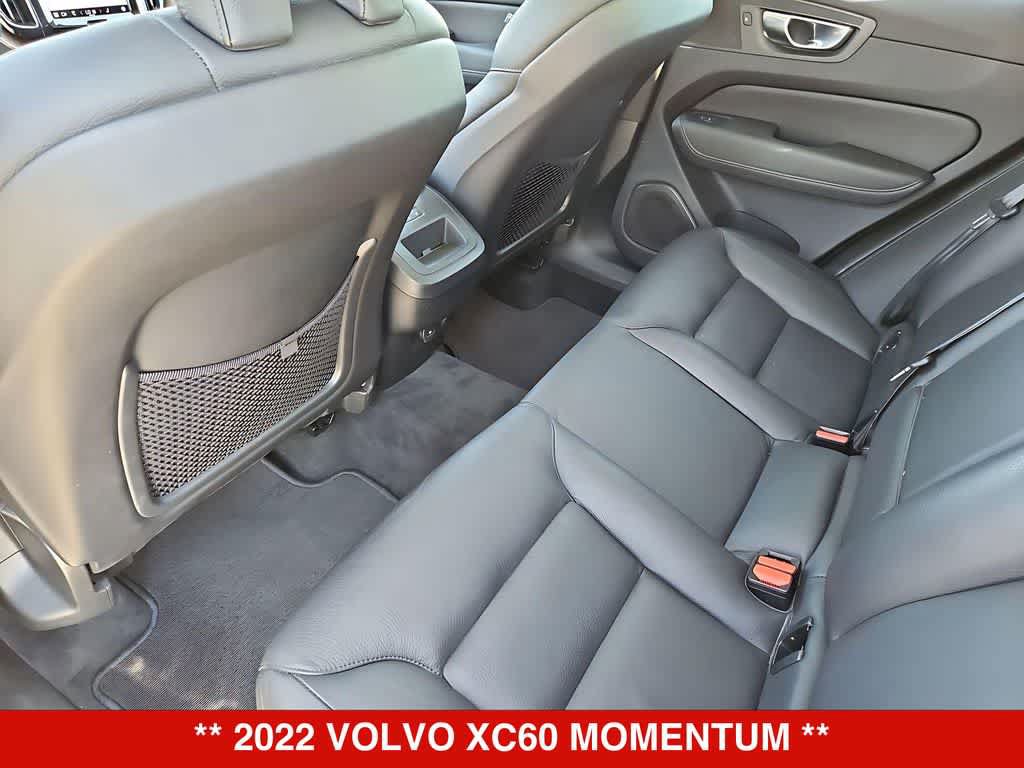 Used 2022 Volvo XC60 B5 Momentum AWD/4WD image 19