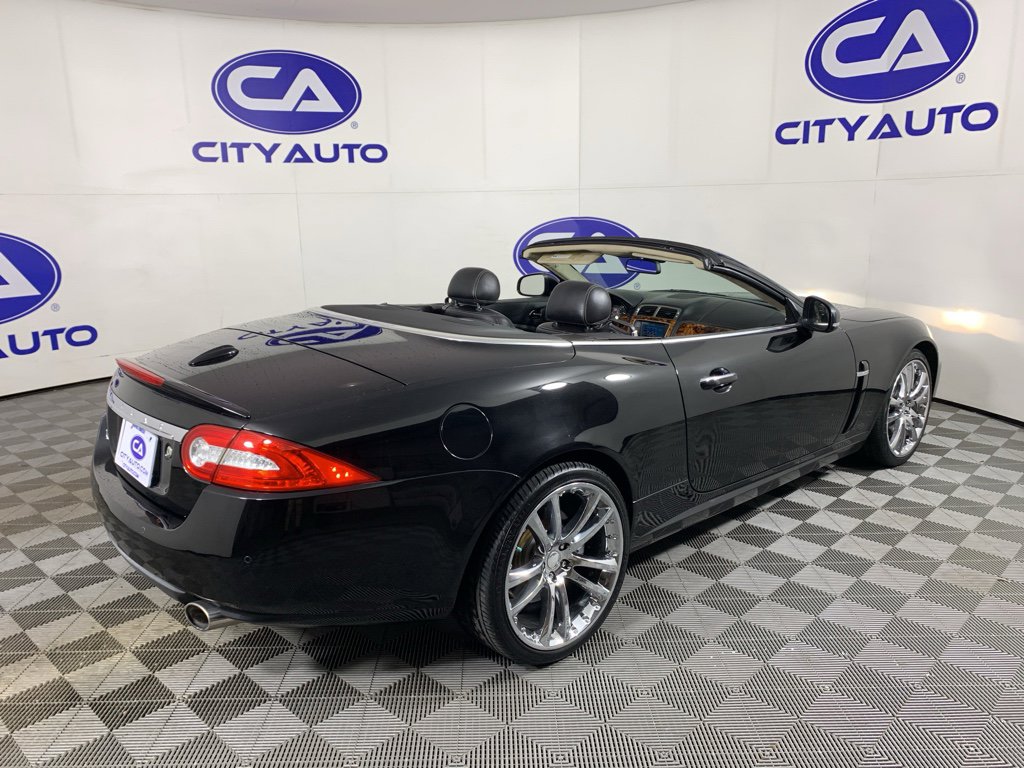 Used 2010 Jaguar XK Convertible image 36