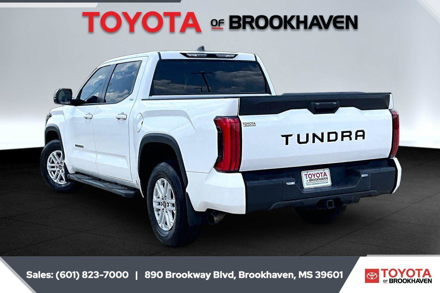 Used 2024 Toyota Tundra SR5 w/ SR5 Premium Package RWD image 2
