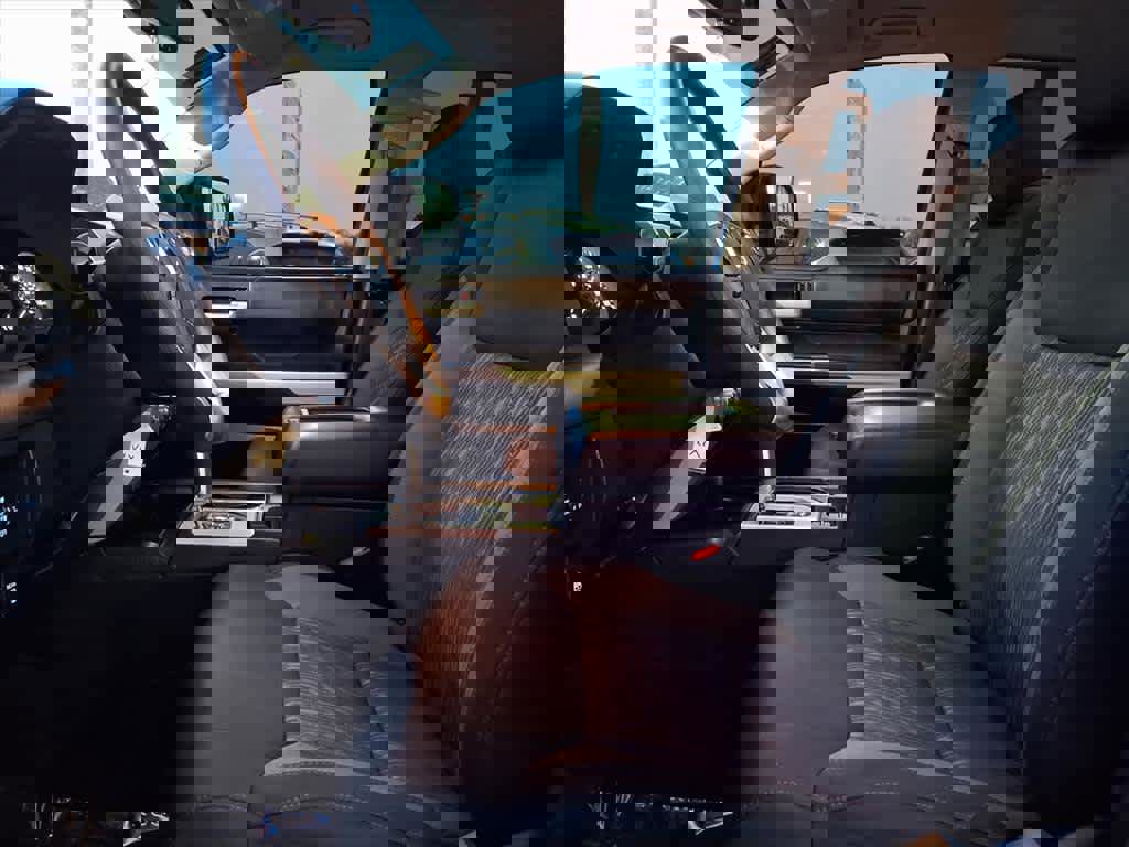 Used 2021 Toyota Tundra SR5 image 17