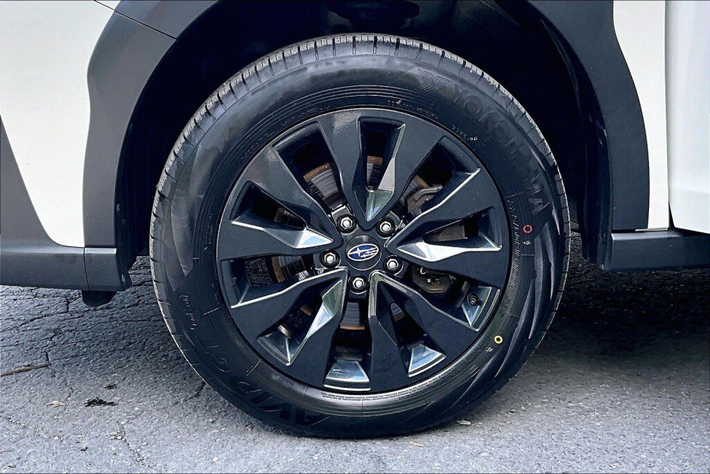 Certified 2023 Subaru Outback Onyx Edition AWD/4WD image 16