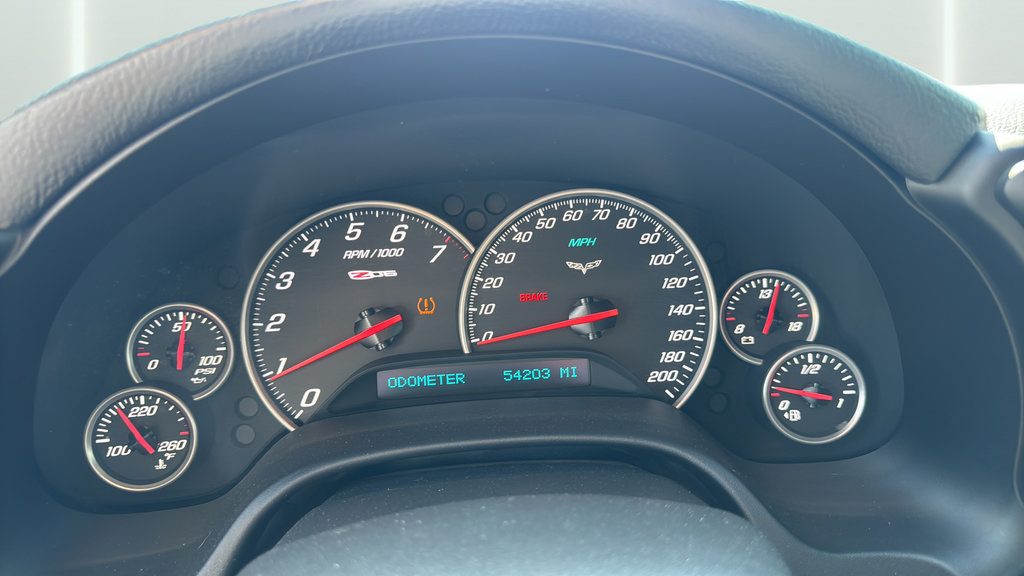 Used 2008 Chevrolet Corvette Z06 w/ Preferred Equipment Group RWD image 27
