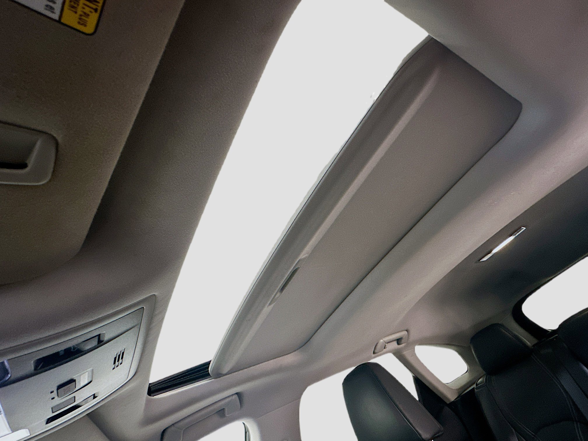 Used 2018 Lexus RX 350L w/ Premium Package image 26