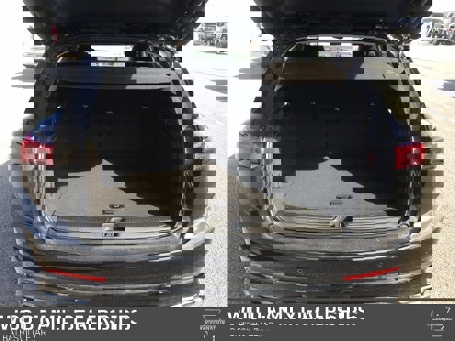 New 2025 Buick Envision Sport Touring image 9