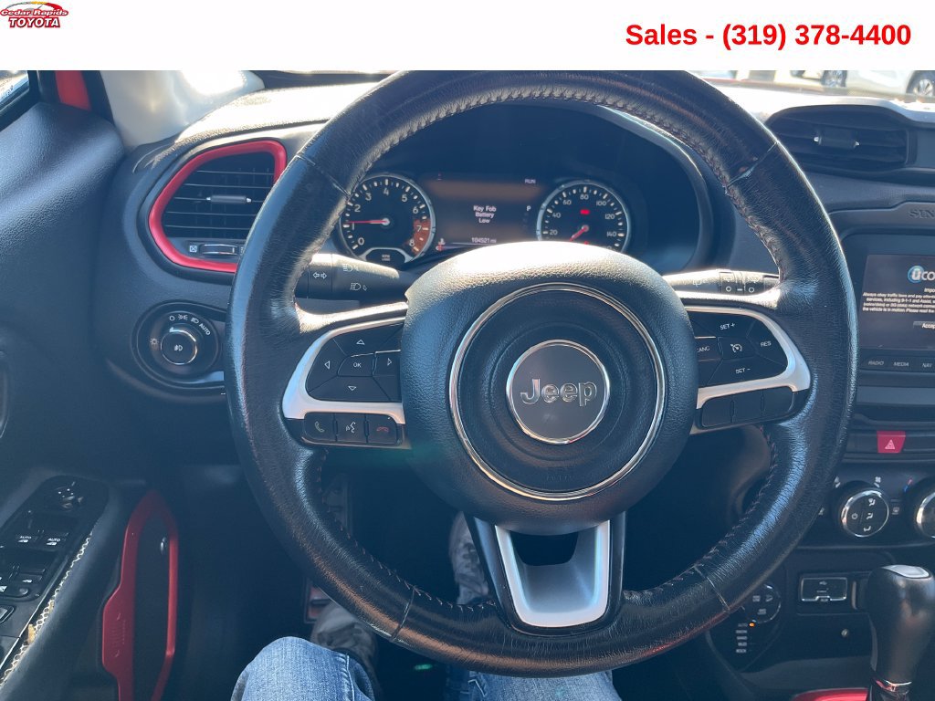Used 2016 Jeep Renegade Trailhawk w/ Premium Trailhawk Package AWD/4WD image 16