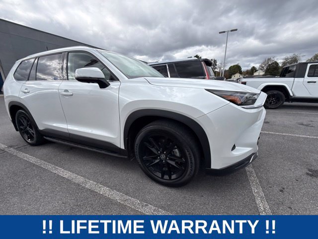 Used 2024 Toyota Grand Highlander AWD image 2