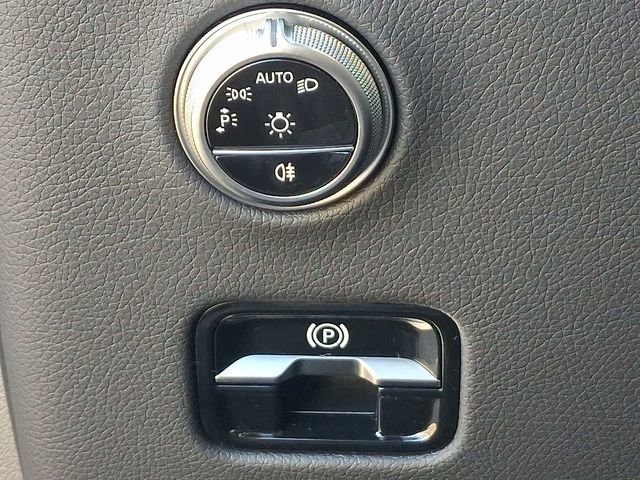 Used 2025 Mercedes-Benz GLC 43 AMG 4MATIC Coupe image 25