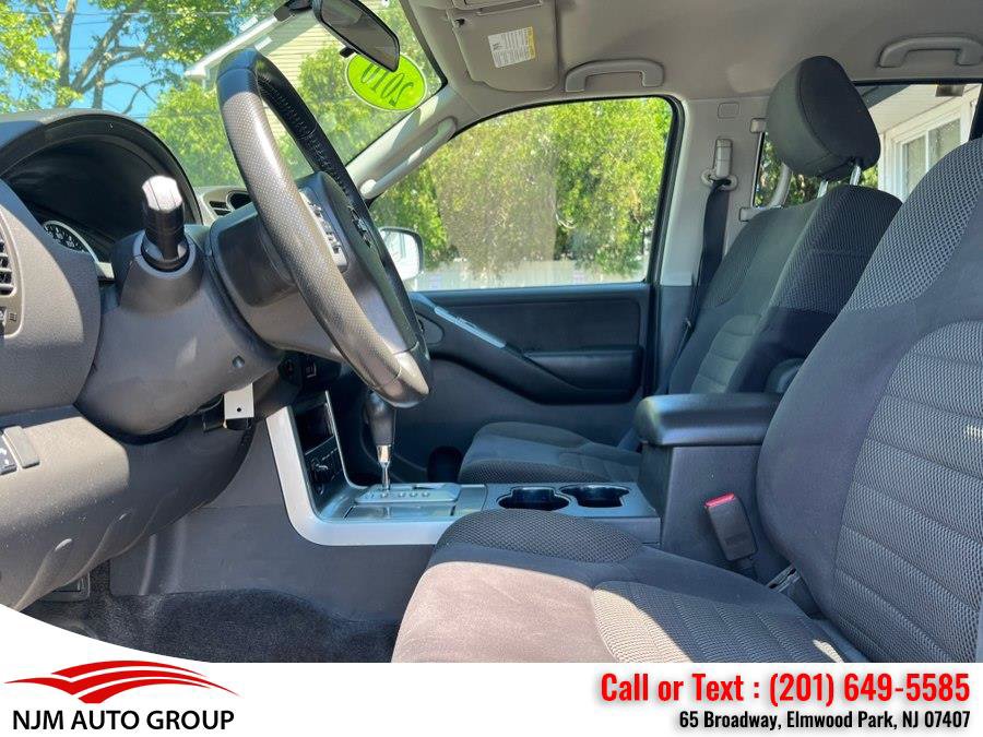 Used 2010 Nissan Pathfinder SE AWD/4WD image 17