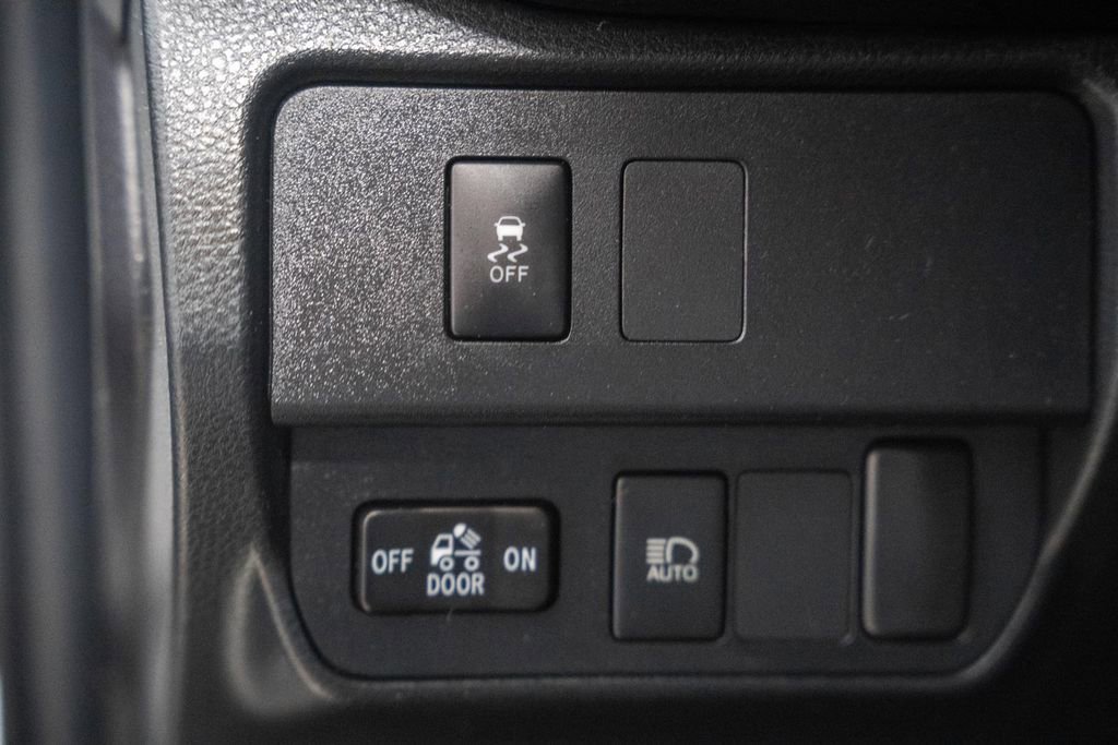 Used 2022 Toyota Tacoma SR w/ SR Convenience Package RWD image 34