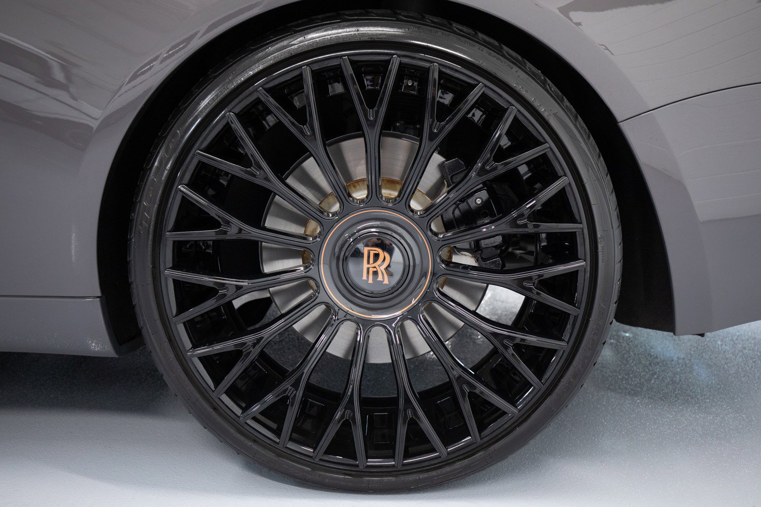 Used 2018 Rolls-Royce Wraith RWD image 10