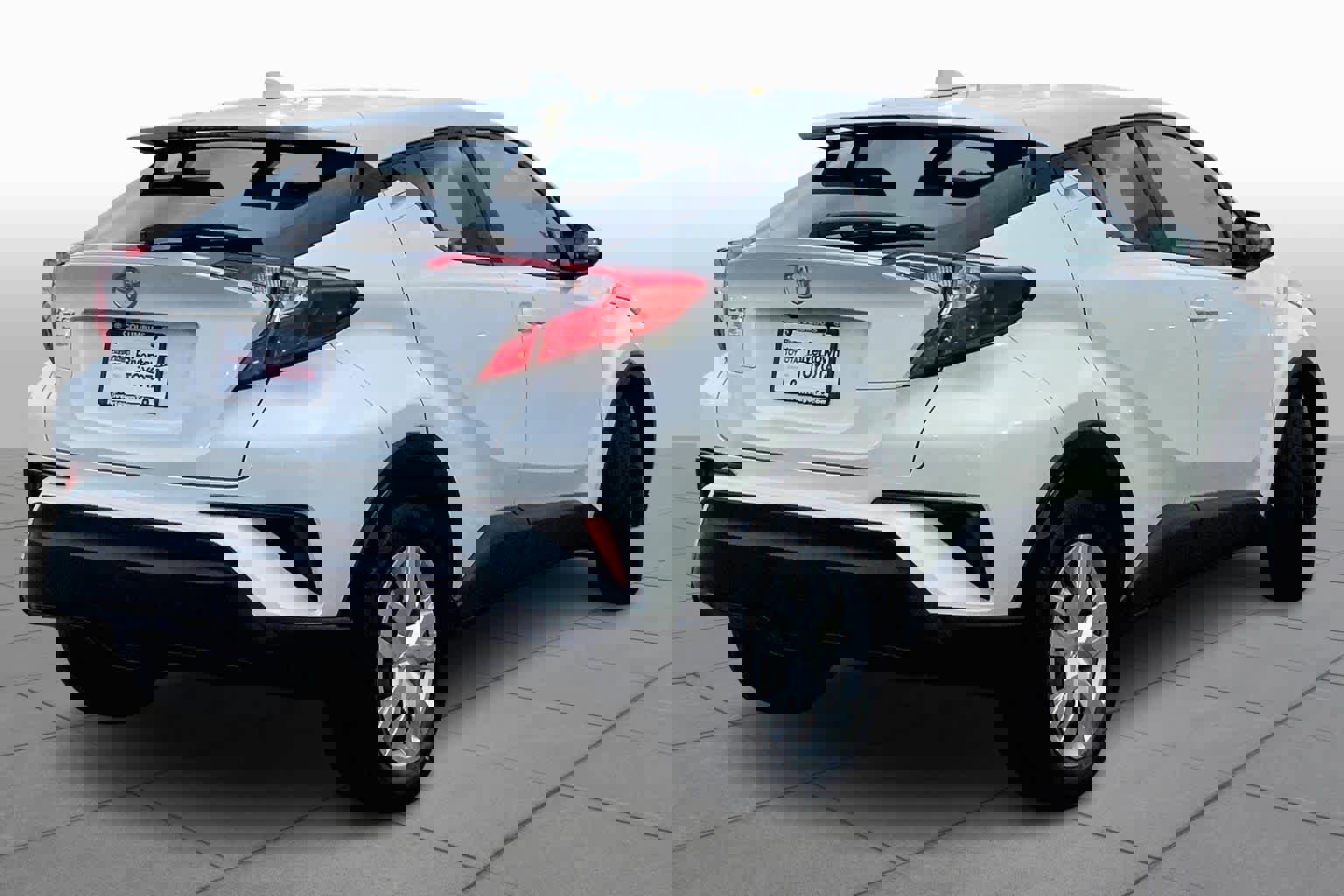 Used 2021 Toyota C-HR LE image 12