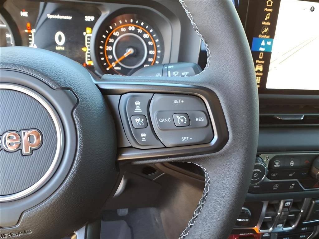 New 2026 Jeep Gladiator Mojave w/ Technology Group image 16