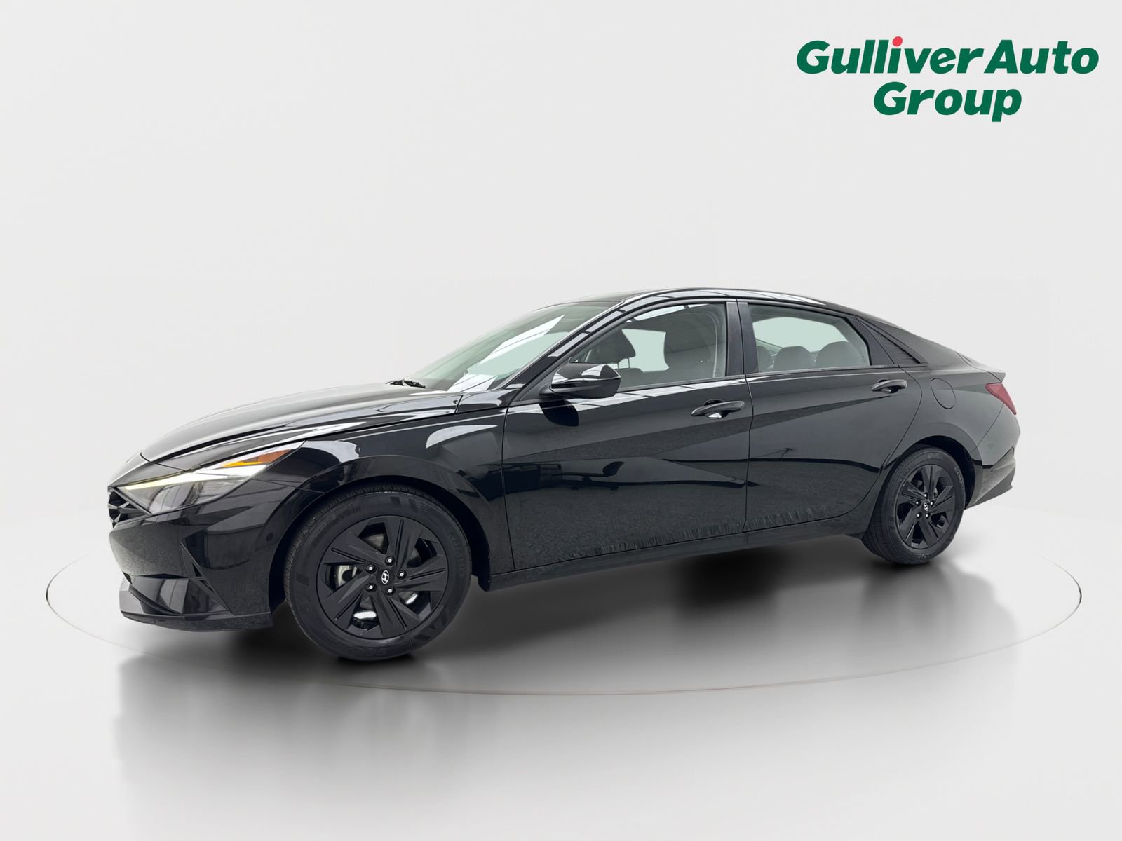 Used 2021 Hyundai Elantra SEL FWD image 2