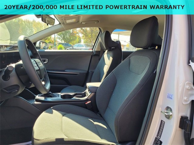 New 2025 Kia K4 LXS image 9