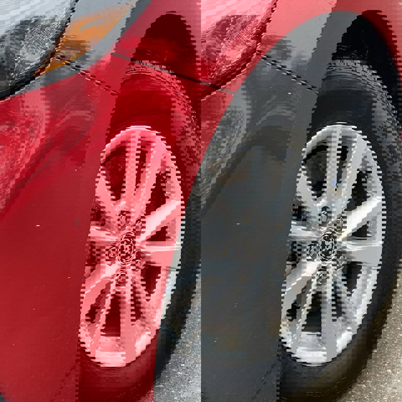 Used 2025 Toyota Camry LE image 8