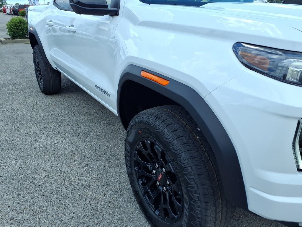New 2026 GMC Canyon Elevation w/ Convenience Package RWD image 17