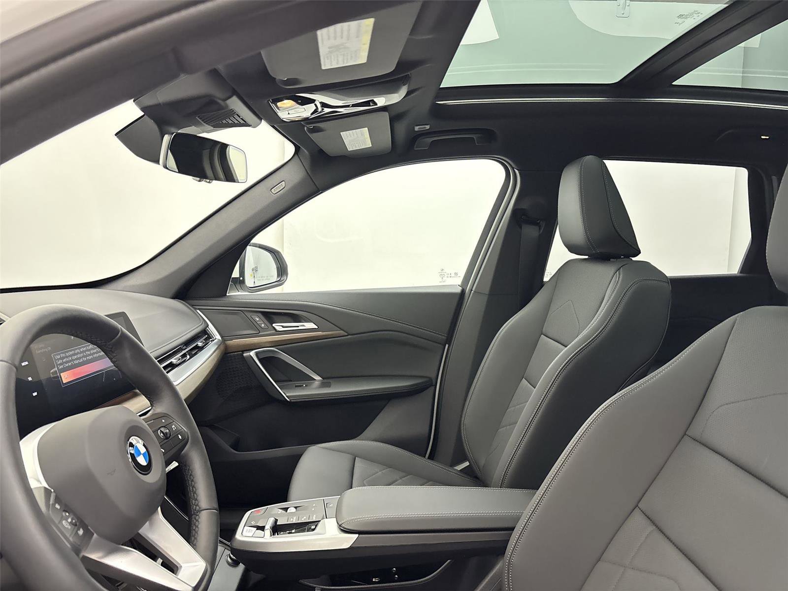 New 2026 BMW X1 xDrive28i w/ Convenience Package AWD/4WD image 24