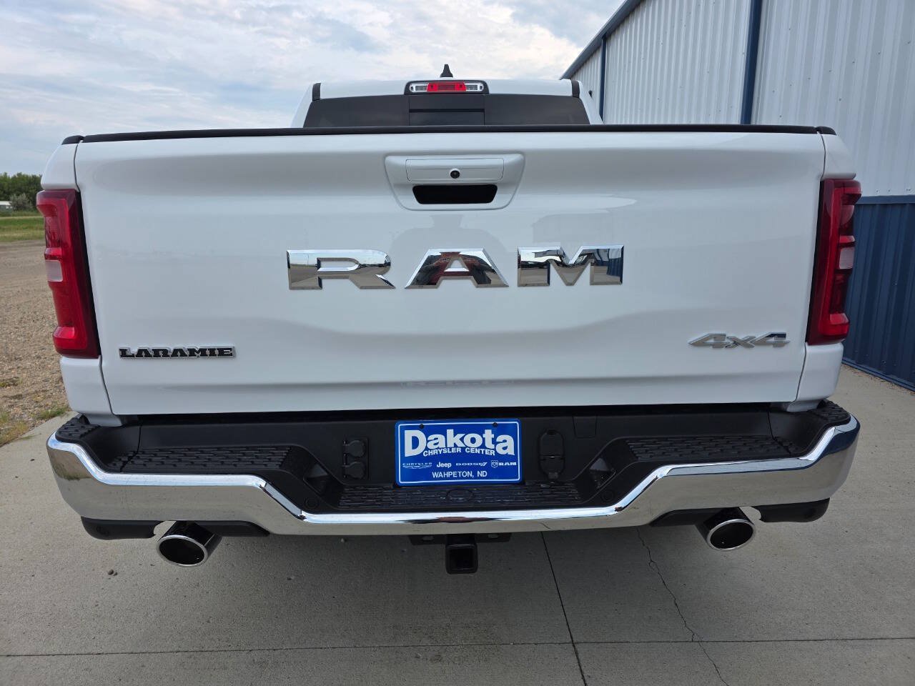 New 2027 RAM 1500 Laramie AWD/4WD image 6