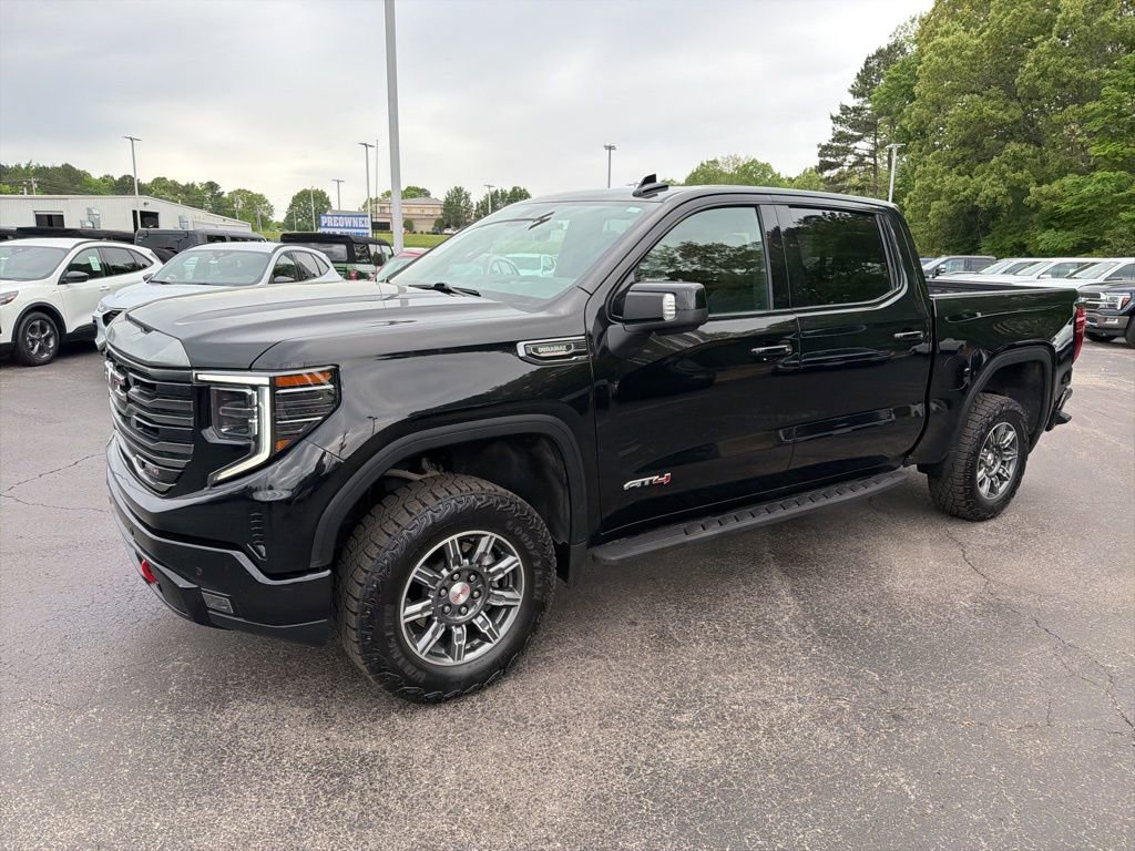 Used 2024 GMC Sierra 1500 AT4 w/ Technology Package image 7