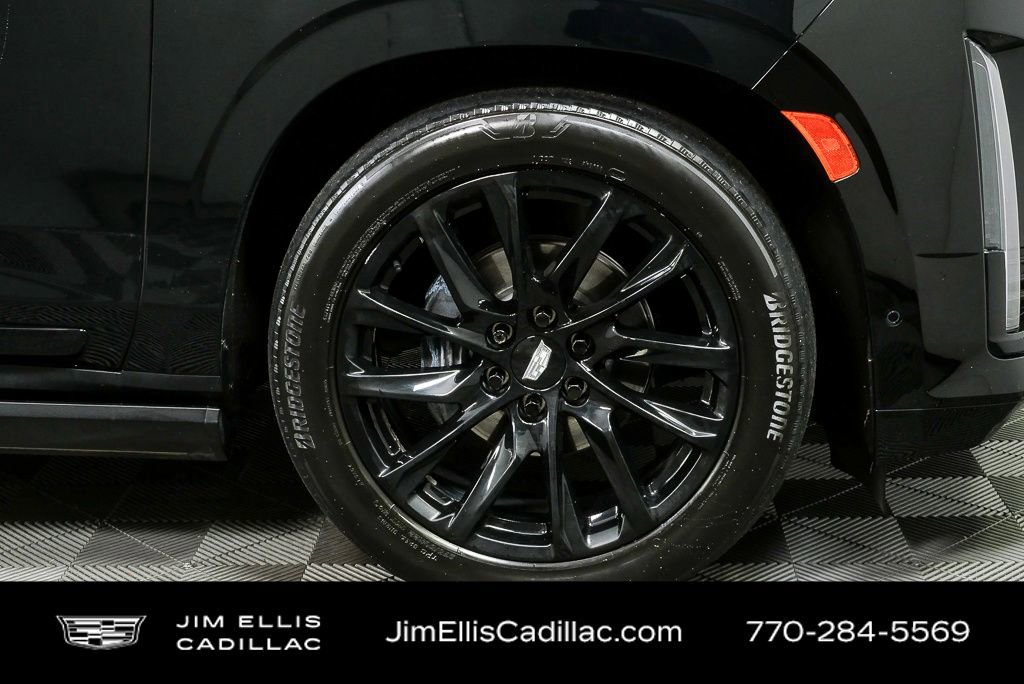 Used 2023 Cadillac Escalade Sport w/ LPO, ONYX Package image 42
