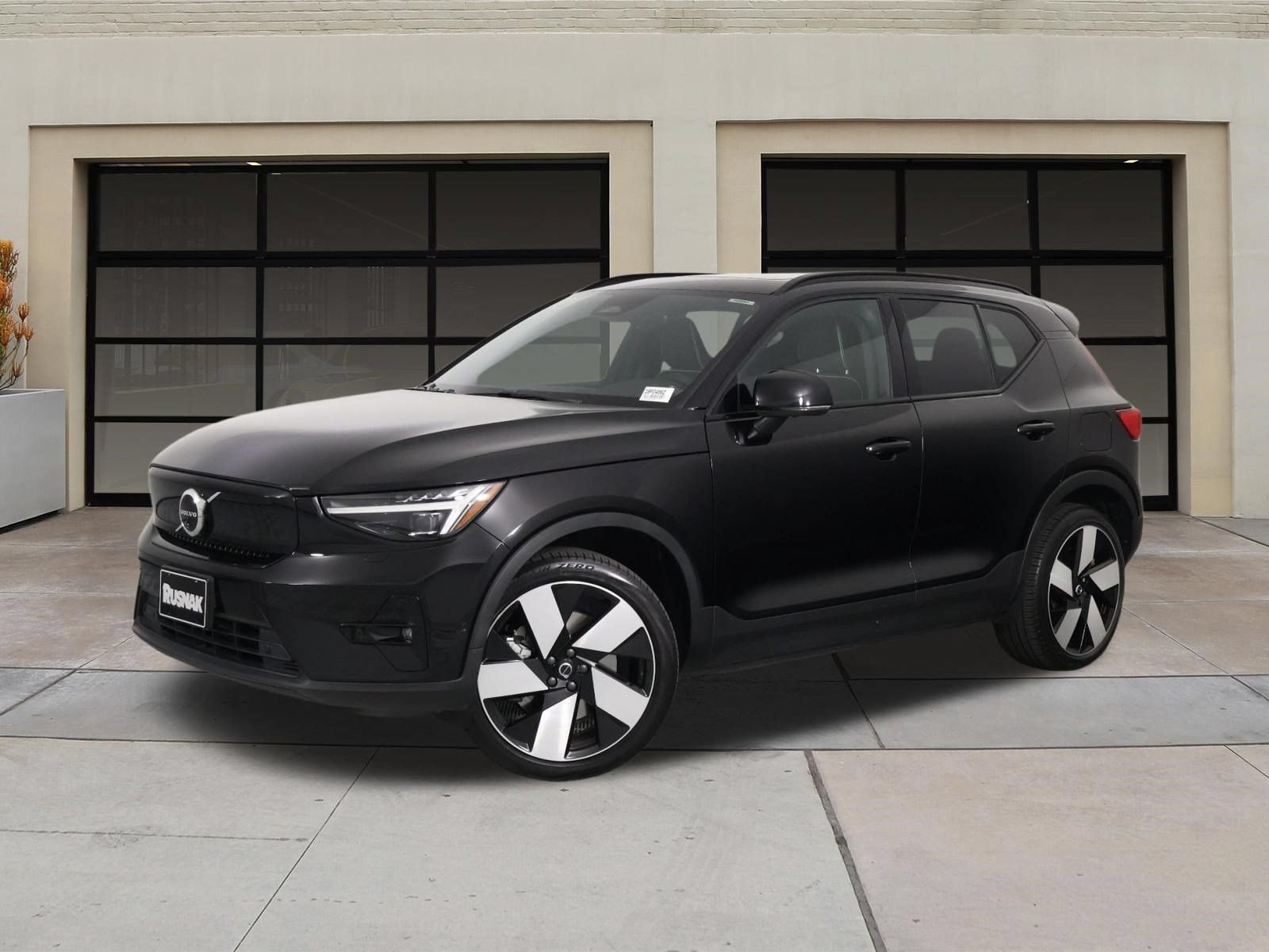 Certified 2023 Volvo XC40 Recharge Ultimate w/ Protection Package Premier AWD/4WD image 33