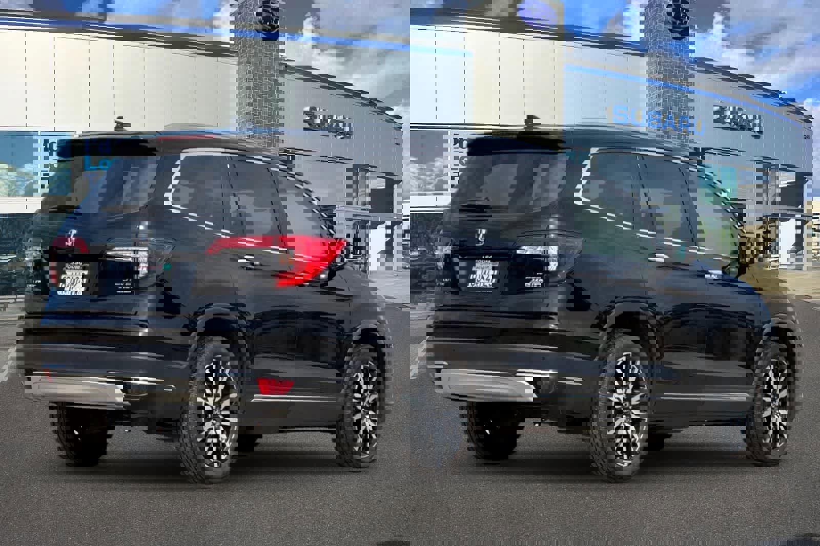 Used 2019 Honda Pilot Elite image 2