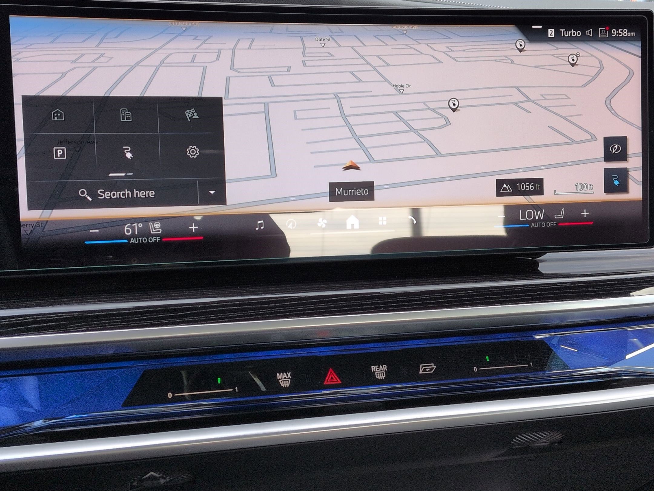 Used 2025 BMW i7 xDrive60 w/ Executive Package image 24