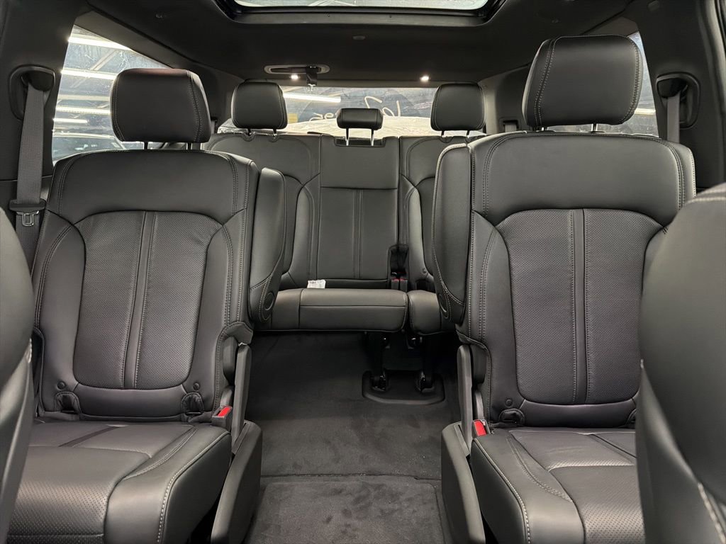 New 2026 Jeep Grand Wagoneer Summit w/ Rear Seat Video Group I image 25