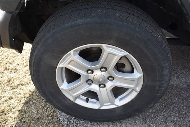 Used 2022 Jeep Wrangler Unlimited Sport image 12