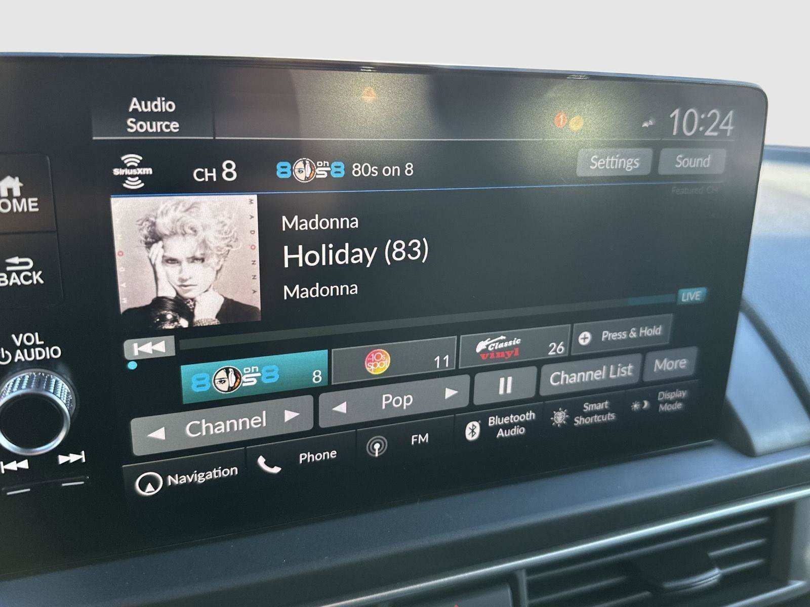 Certified 2025 Honda Pilot Black Edition image 16