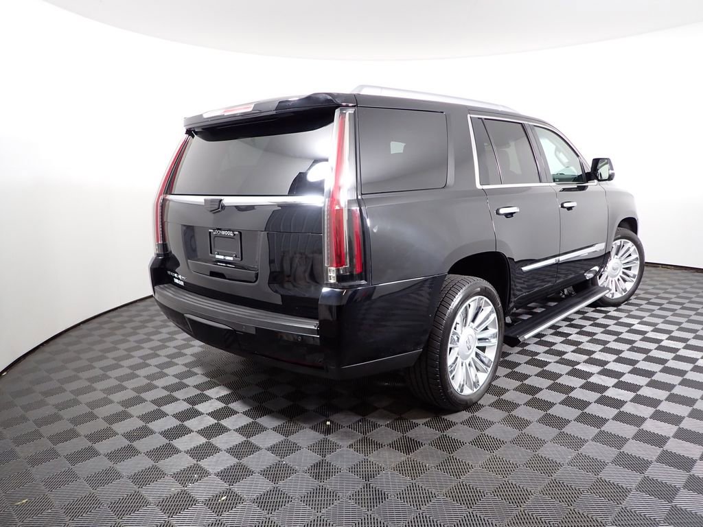 Used 2016 Cadillac Escalade Premium image 21