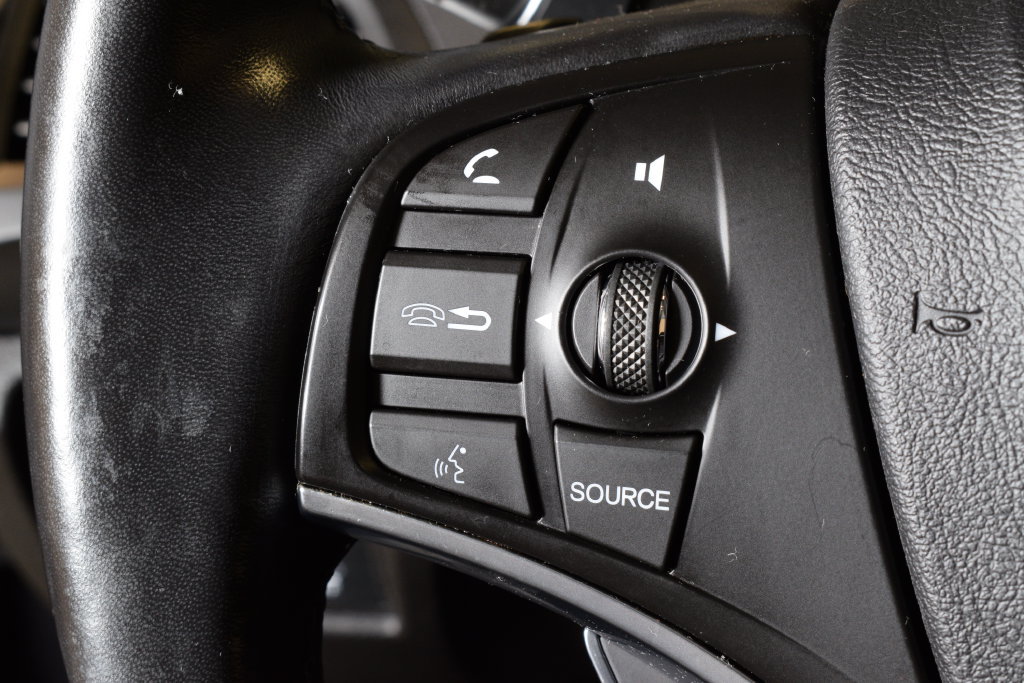 Used 2020 Acura MDX w/ Technology Package AWD/4WD image 22