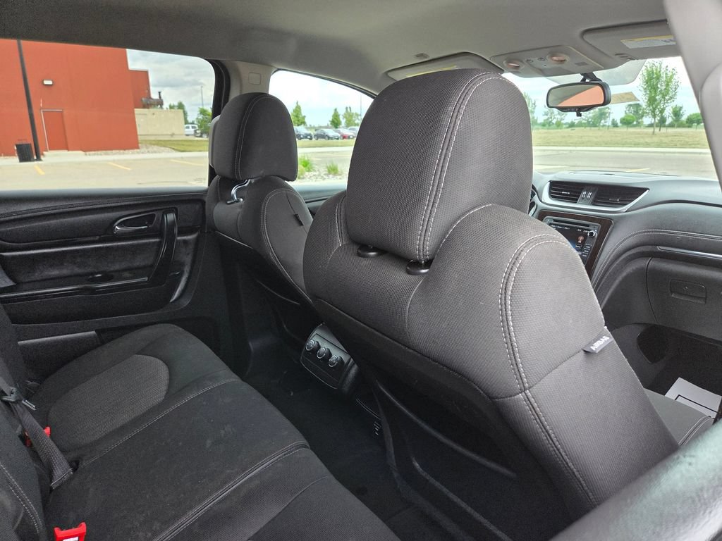 Used 2015 Chevrolet Traverse LT AWD/4WD image 37
