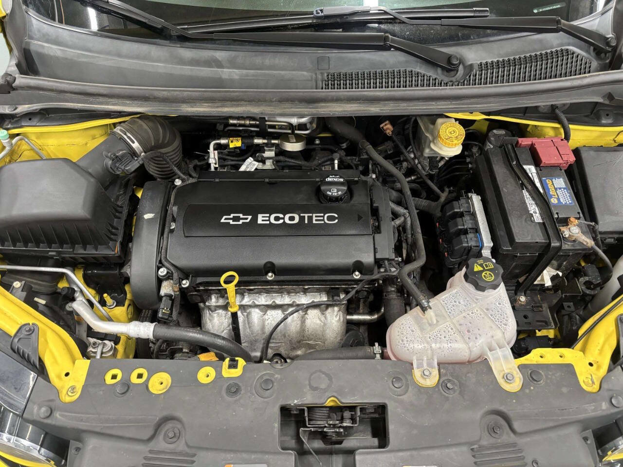 Used 2015 Chevrolet Sonic LT w/ LT Promotional Package image 9