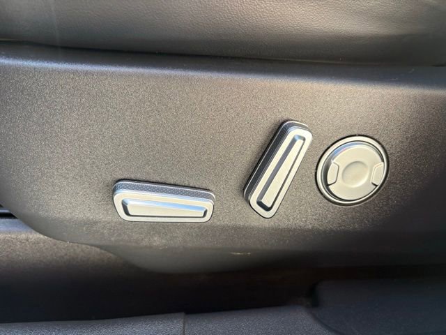 Used 2024 Lincoln Nautilus Reserve image 38