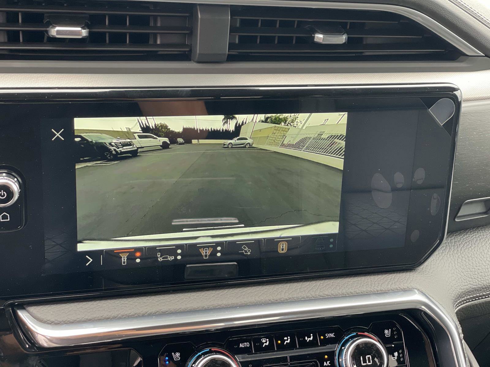 New 2026 GMC Sierra 2500 Denali w/ Denali Reserve Package image 14