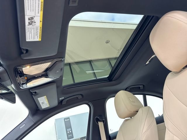 Used 2021 BMW 330i xDrive Sedan w/ Premium Package image 20