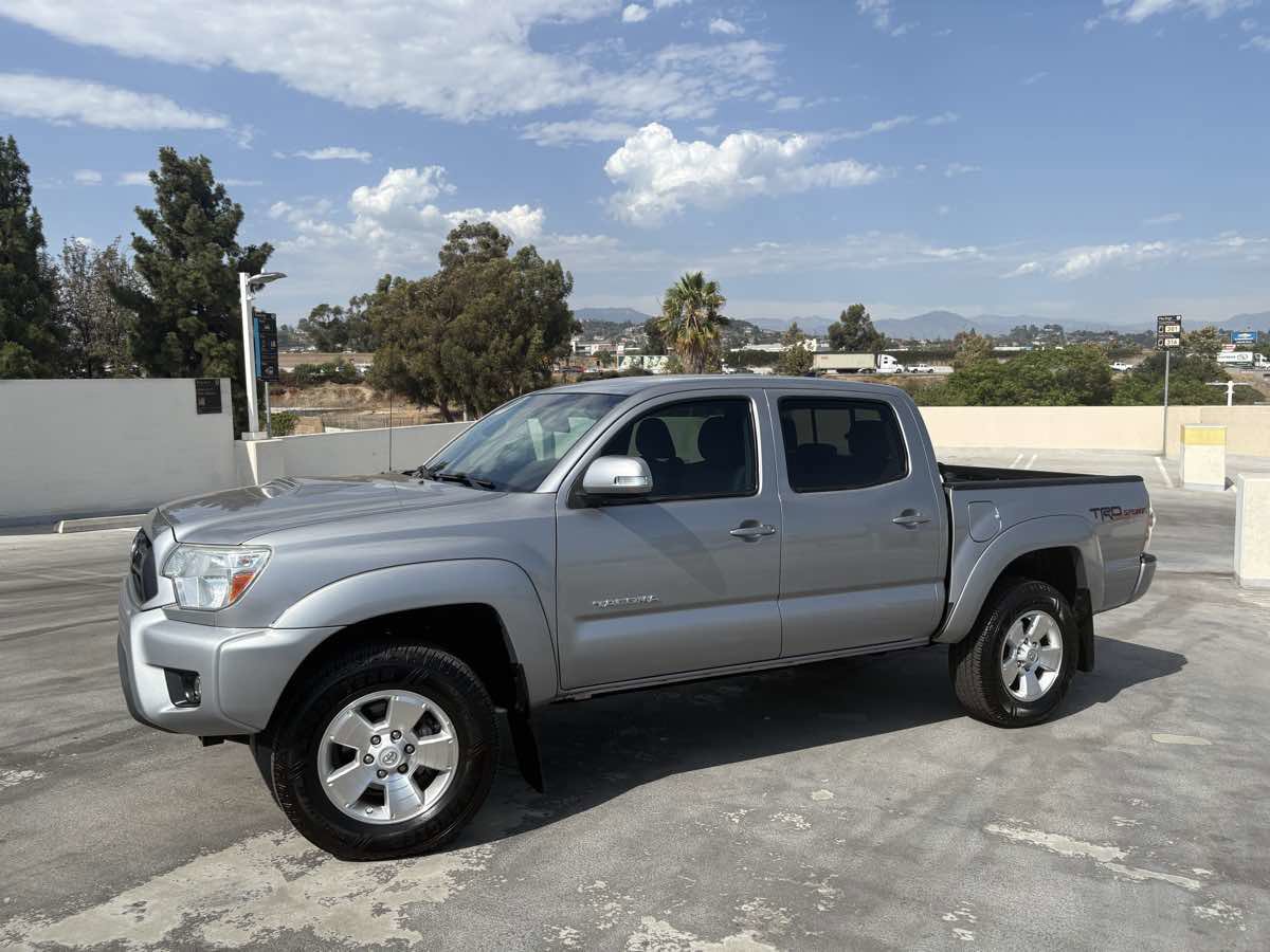 Used 2015 Toyota Tacoma PreRunner image 9