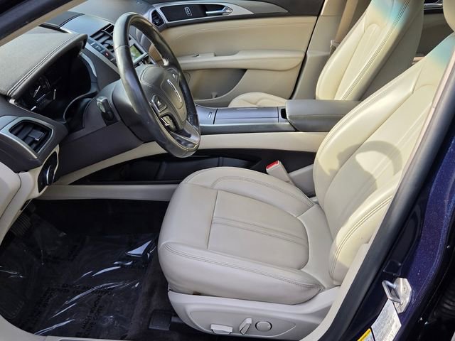 Used 2017 Lincoln MKZ Premiere image 11