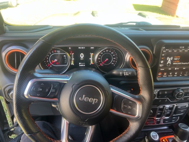 Used 2021 Jeep Gladiator Mojave AWD/4WD image 5