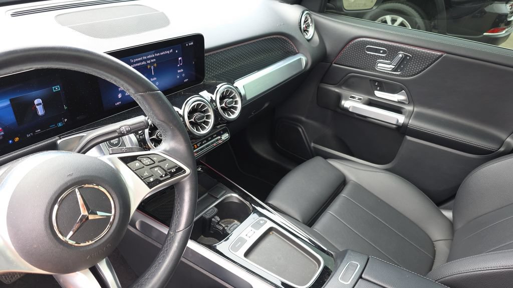 Used 2024 Mercedes-Benz GLB 250 image 22