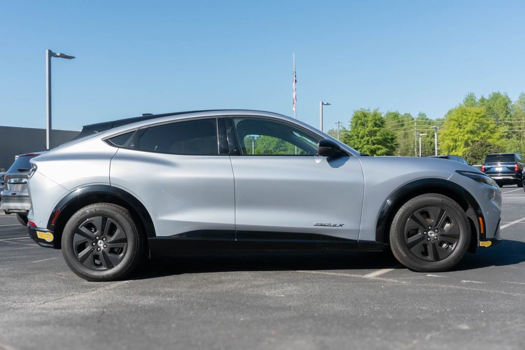 Used 2022 Ford Mustang Mach-E California Route 1 RWD image 19