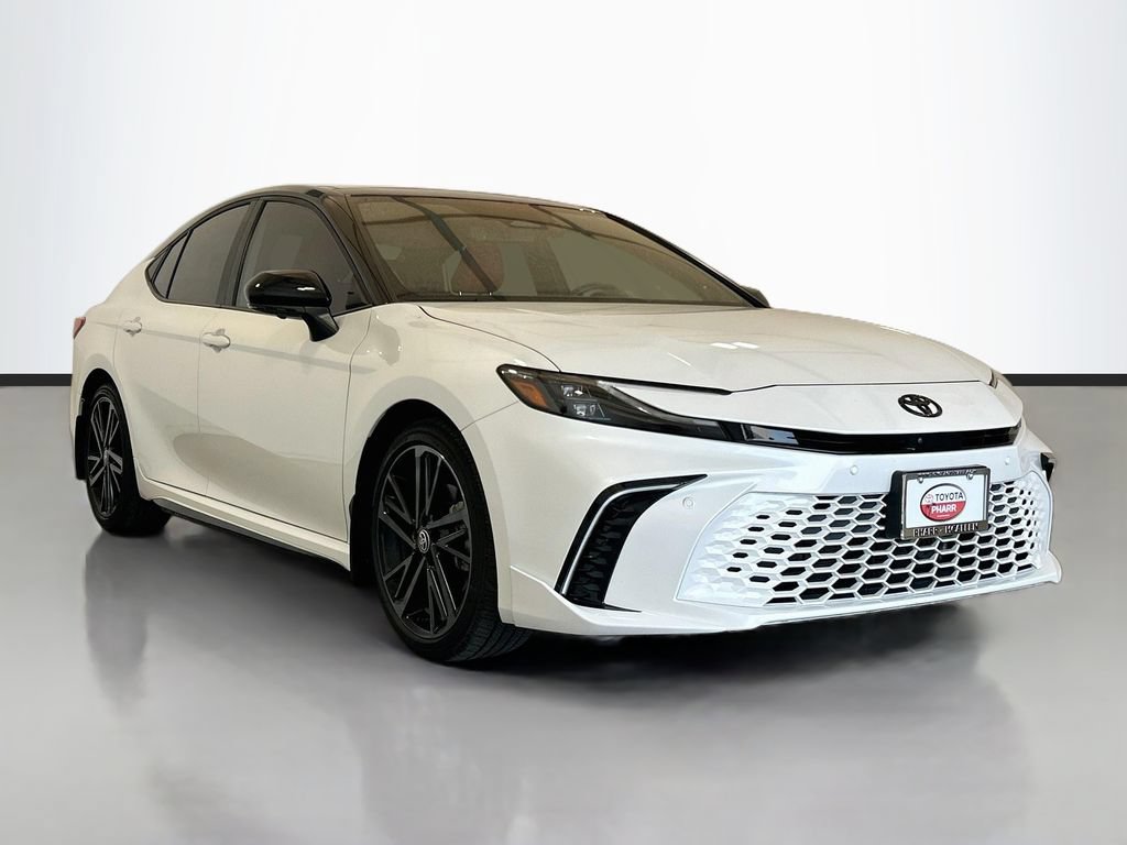 Used 2026 Toyota Camry XSE w/ Premium Plus Package FWD image 3