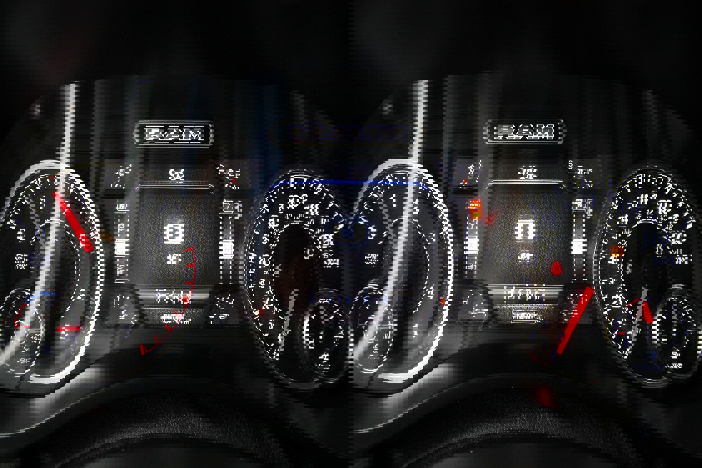 Used 2020 RAM 2500 Laramie image 28