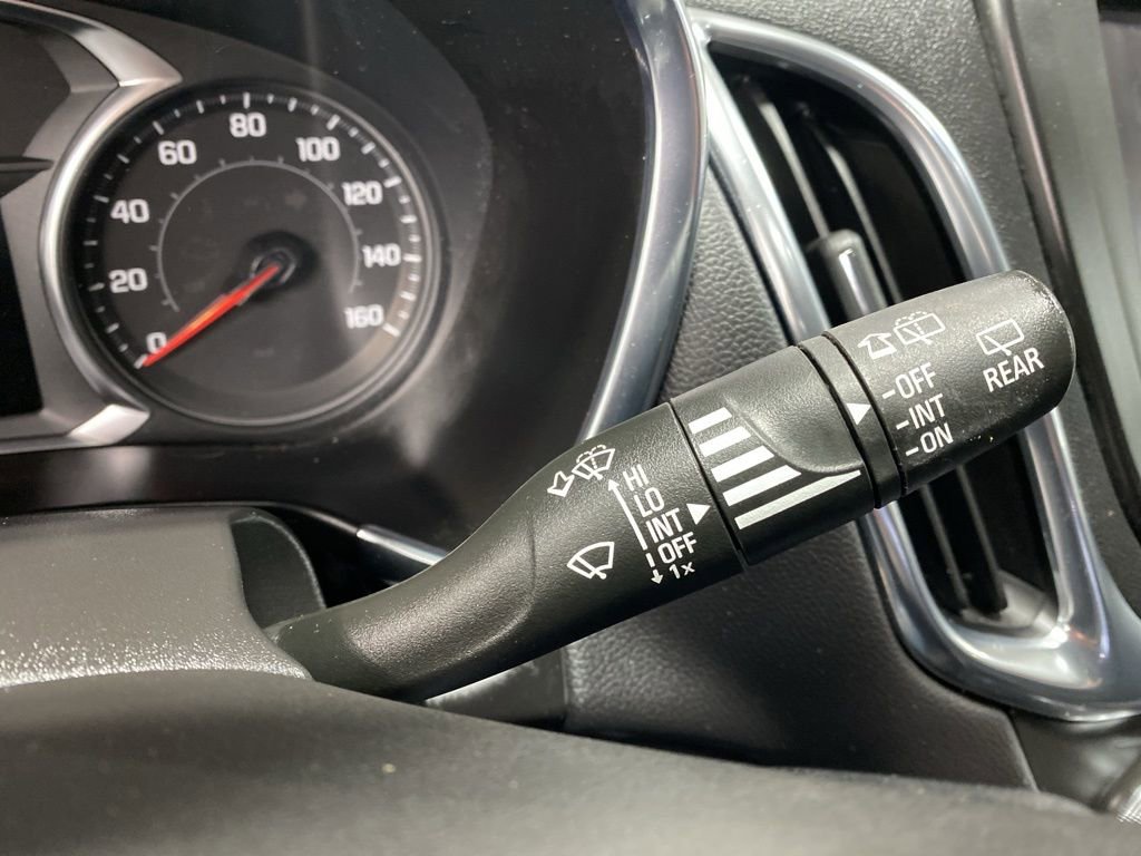 Used 2023 Chevrolet Equinox LT image 35