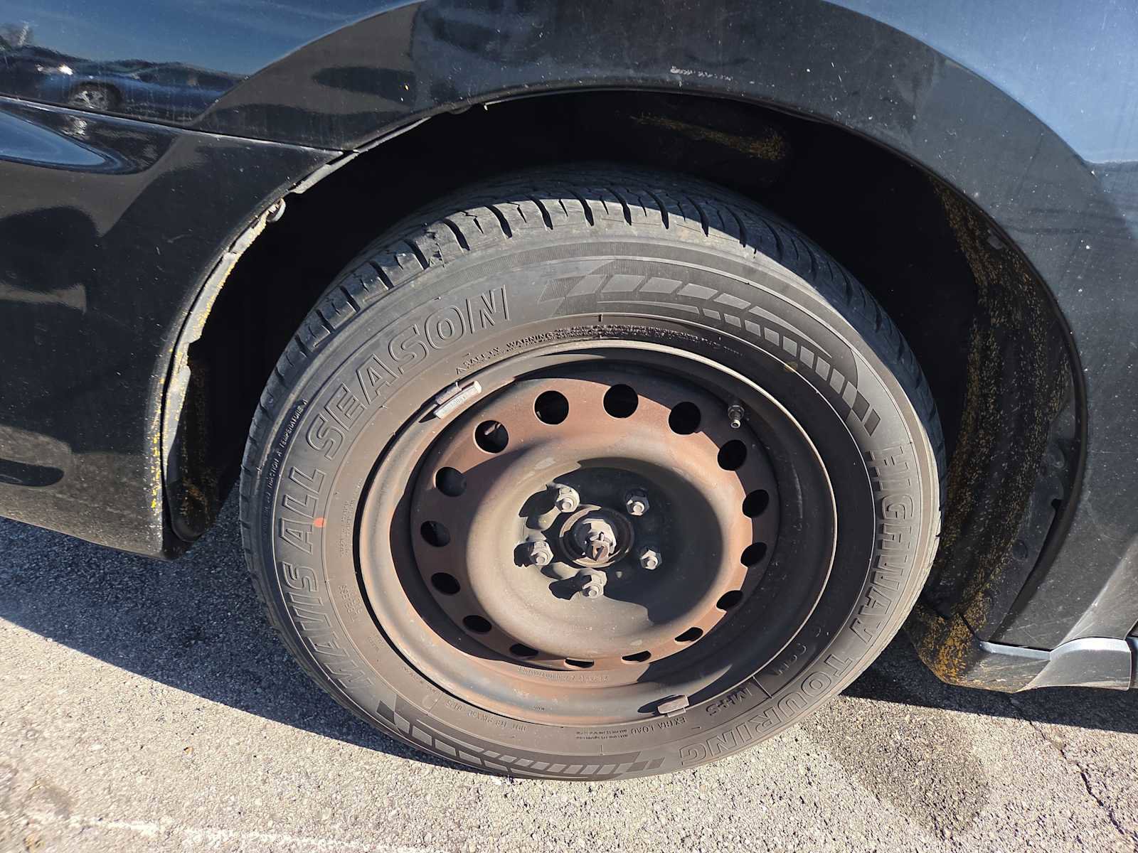 Used 2009 Mitsubishi Galant ES image 7