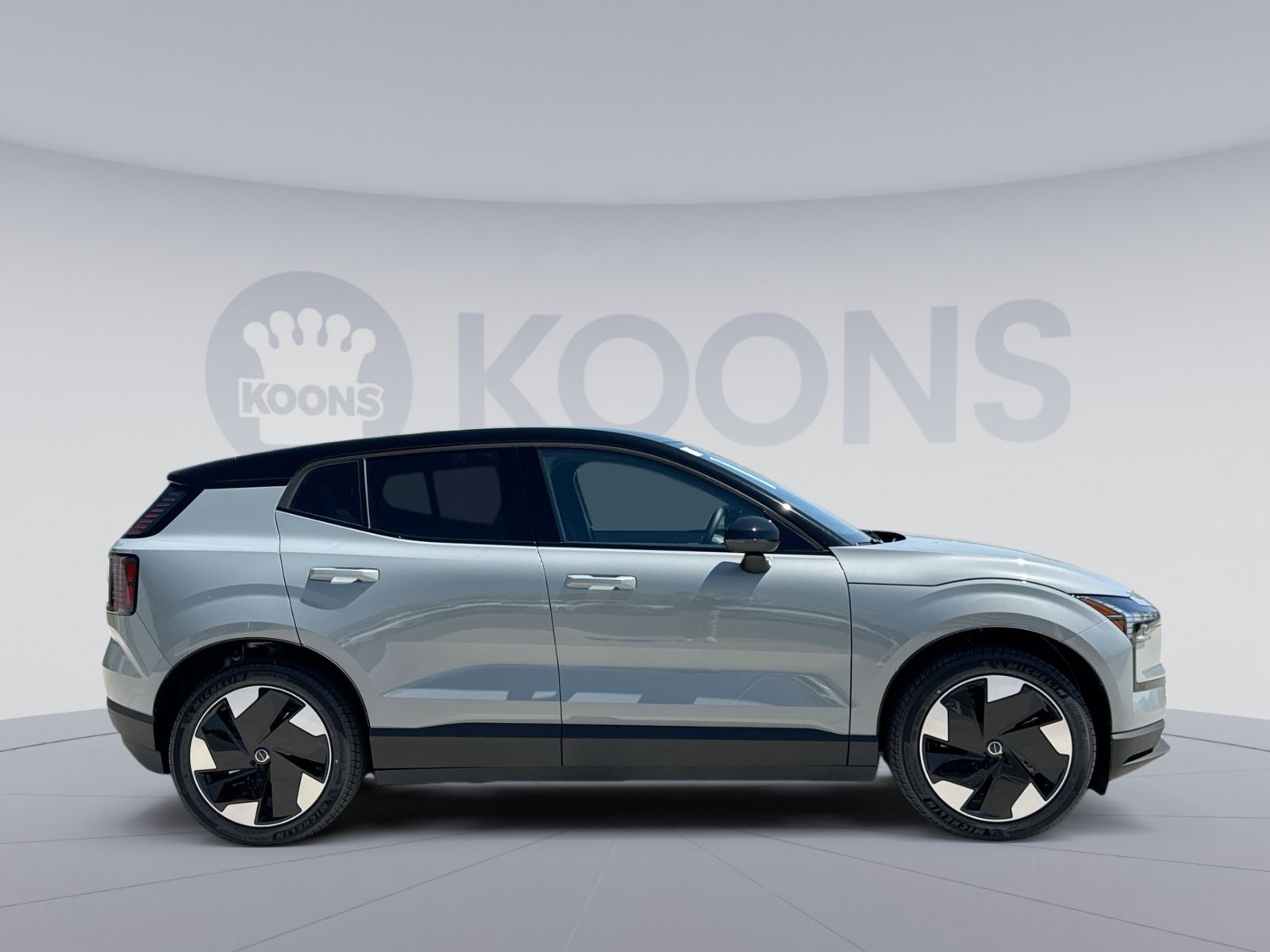 New 2026 Volvo EX30 Plus w/ Protection Package Premier AWD/4WD image 8