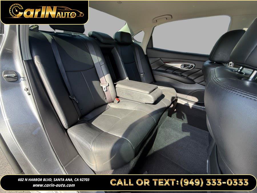 Used 2015 INFINITI Q70 L 3.7 RWD image 17