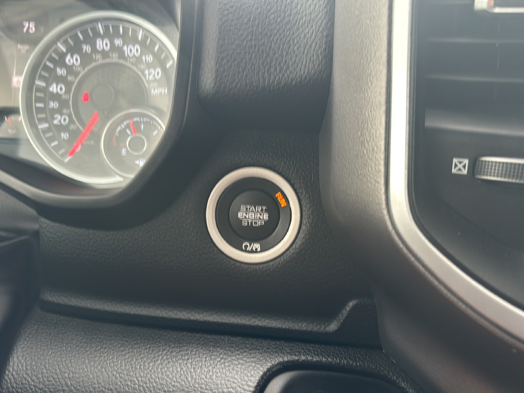 Used 2022 RAM 1500 Big Horn AWD/4WD image 28